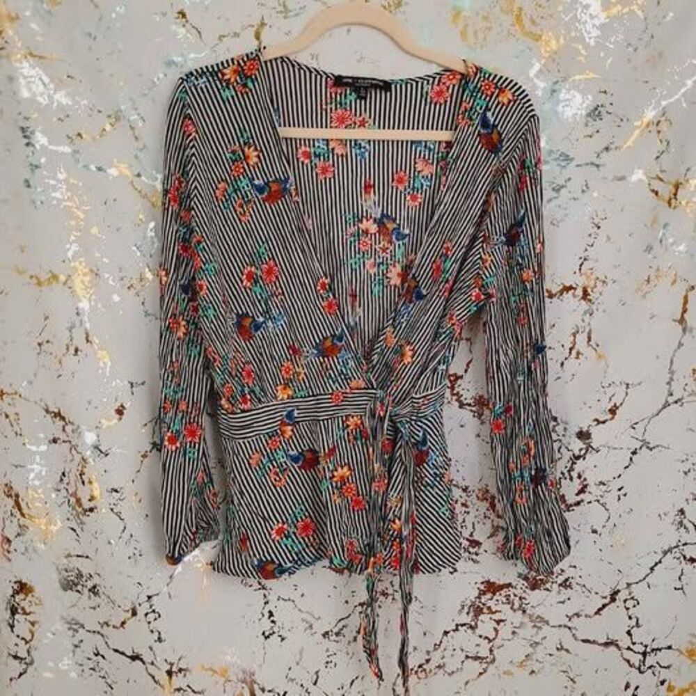 One Clothing Floral and Striped Wrap Top Size L